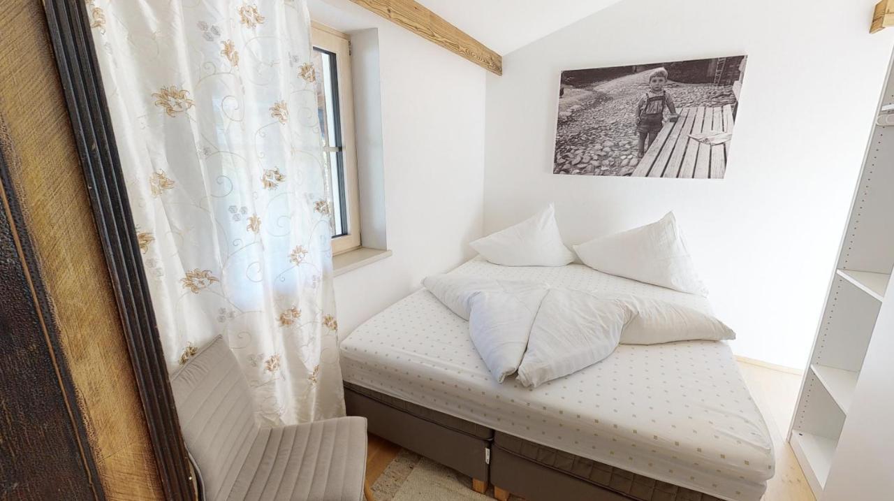 Appartements "Da Zillertaler Und Die Geigerin" Mayrhofen Bagian luar foto