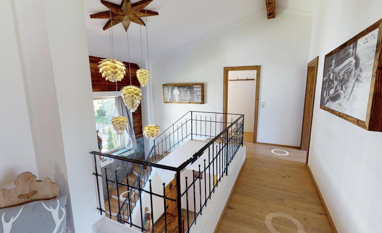 Appartements "Da Zillertaler Und Die Geigerin" Mayrhofen Bagian luar foto