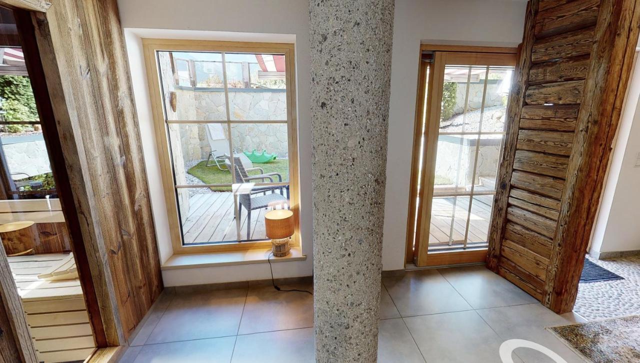 Appartements "Da Zillertaler Und Die Geigerin" Mayrhofen Bagian luar foto